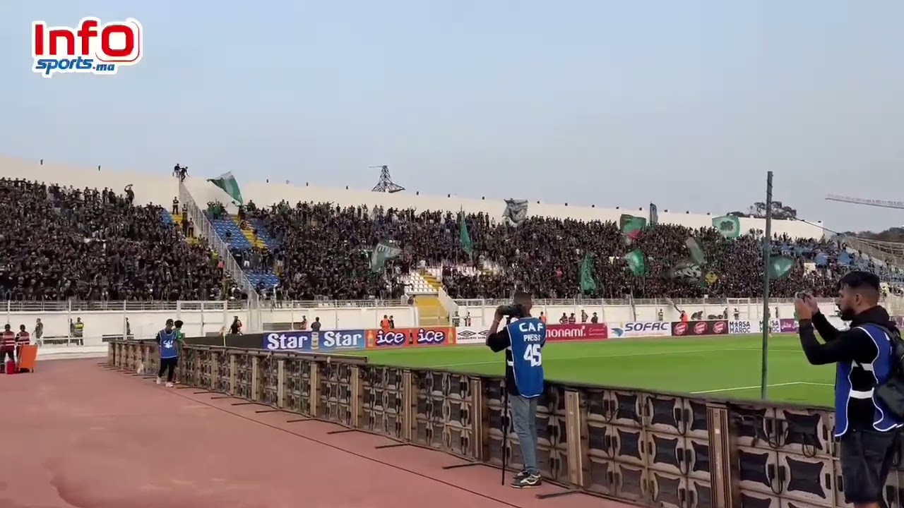 "Allez les verts".. أهازيج الكورفا سود قبل مباراة الرجاء والحرس النيجري