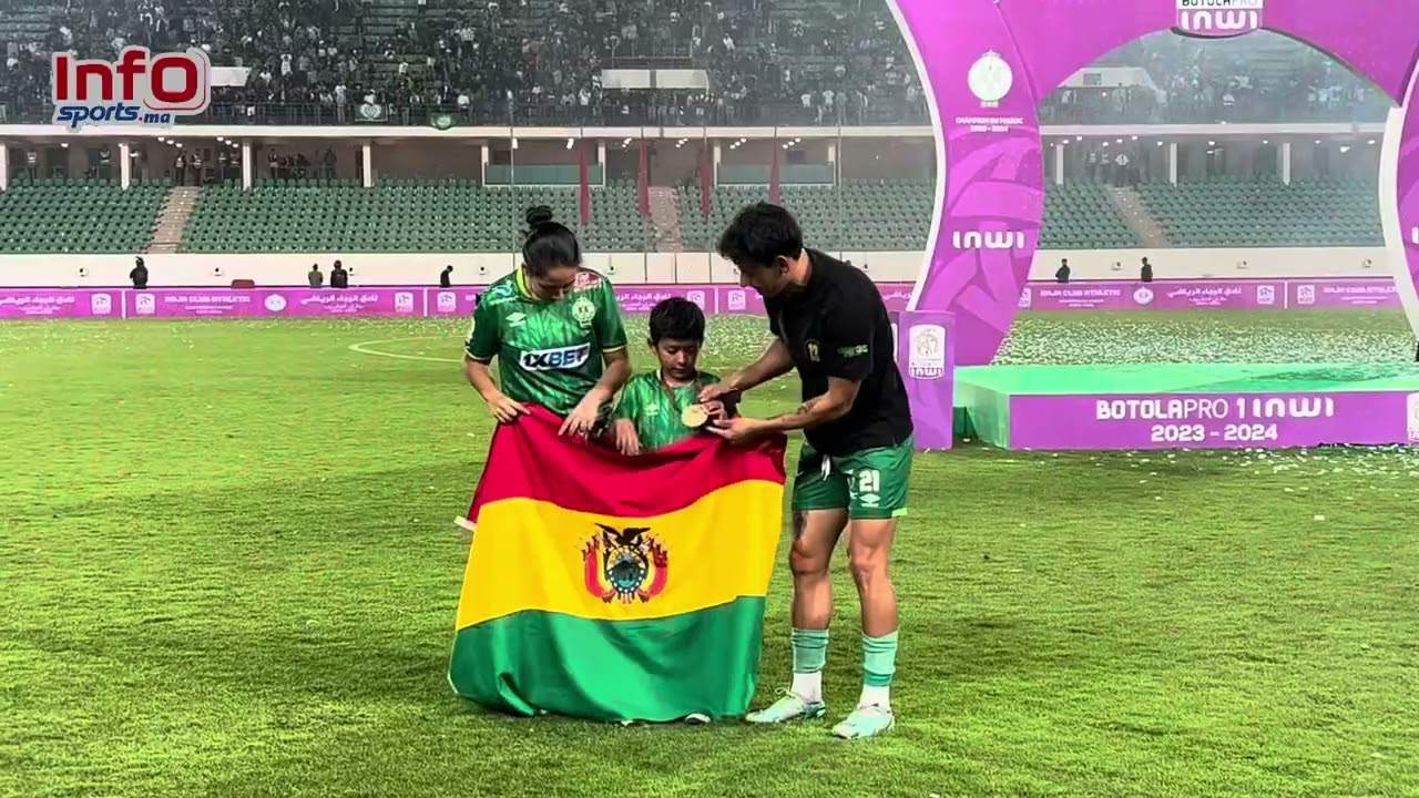 زريدة مع والدته: "البطولة ديال الرضا وها هي منين كناخدوه".. وأبريغو بعلم بوليفيا رفقة عائلته