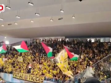 فيديوأجواء-احتفالية-رائعة-لجماهير-الماص-في-نهائي-كأس-العرش-أمام.jpg