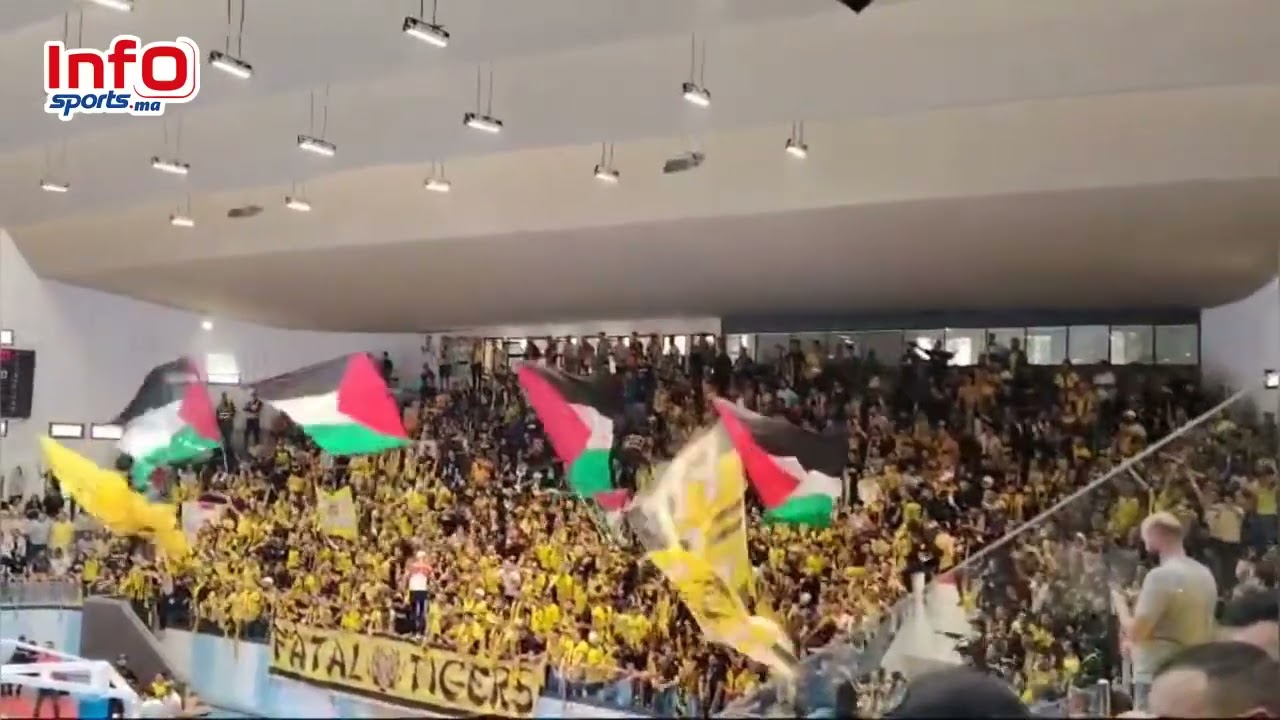 فيديو..أجواء احتفالية رائعة لجماهير الماص في نهائي كأس العرش أمام جمعية سلا.