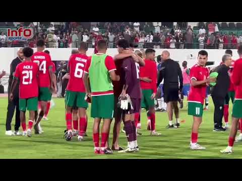 لاعبو المنتخب الوطني يطمئنون على الحالة الصحية لأشرف داري
