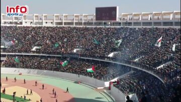 احتفالية-جنونية-لجماهير-الرجاء-بعد-هدف-بوزوق-في-شباك-الجيش.jpg