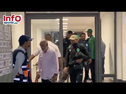 رحيمي يغادر باكيا وحسرة كبيرة على وجوه لاعبي الرجاء.