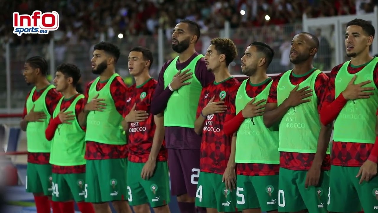 روعة النشيد الوطني في وجدة قبل مباراة المنتخب الوطني وإفريقيا الوسطى