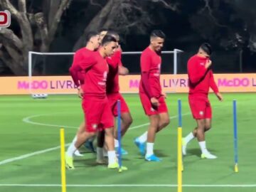 فيديوأجواء-إيجابية-بين-لاعبي-المنتخب-الوطني-في-التداريب.jpg