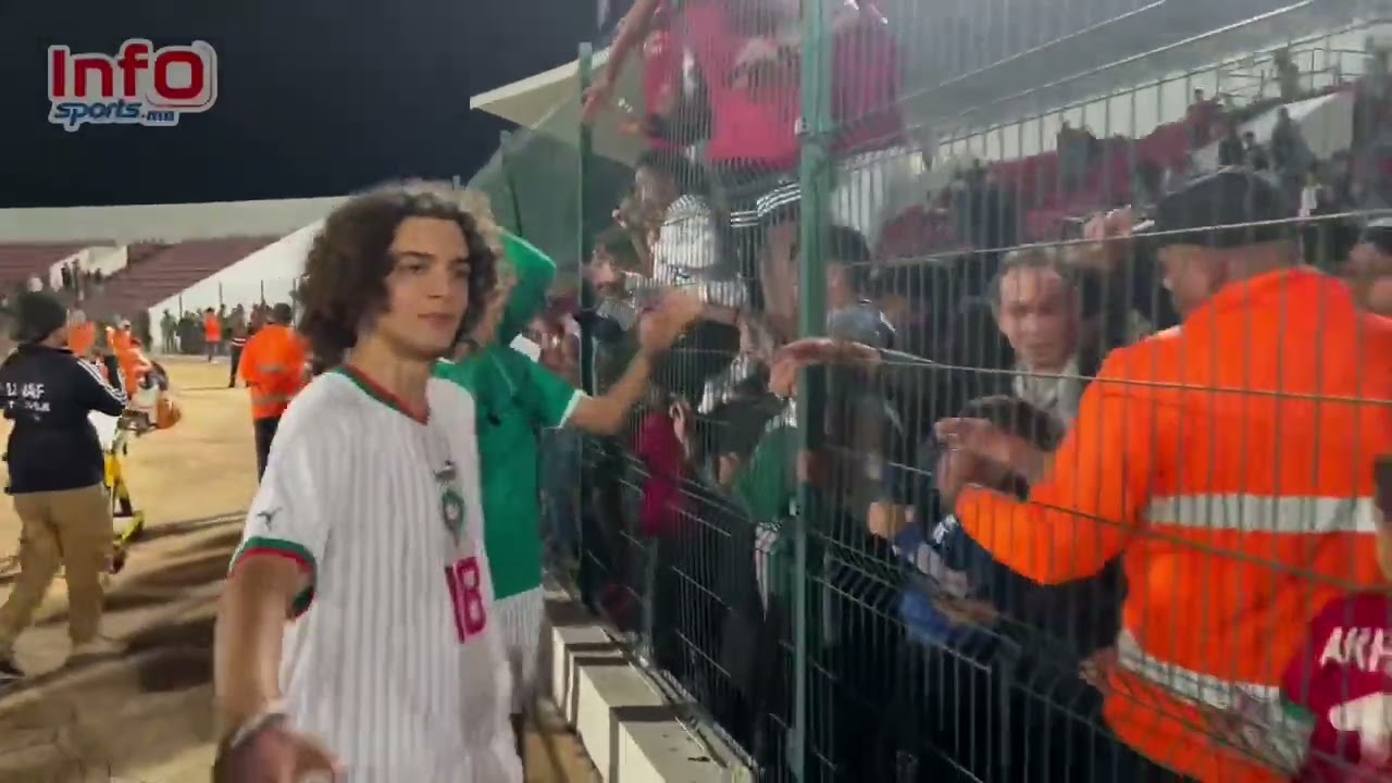 فيديو..احتفالية رائعة للاعبي المنتخب الوطني رفقة الجماهير المغربية