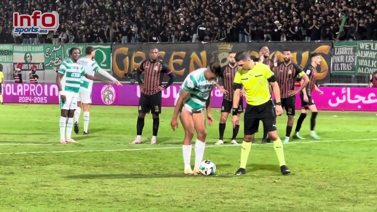 فيديو..الرحيمي يعيش ضغطا رهيبا قبل إهداره لضربة الجزاء.