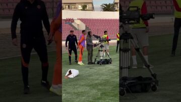 فيديو طريف..سديل يعيد لقطة الهدف المرفوض من كاميرا الرياضية.