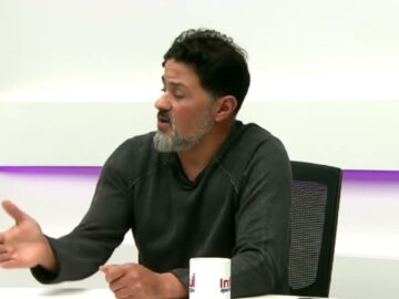 فيديو..الحيمر: أتأسف لما يقع بالرجاء واللاعبين الجدد ليسوا بقيمة الفريق.