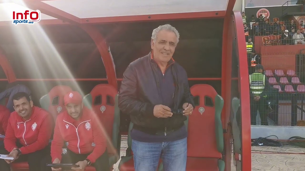 البنزرتي يقود الوداد من كرسي الاحتياط أمام الرجاء.
