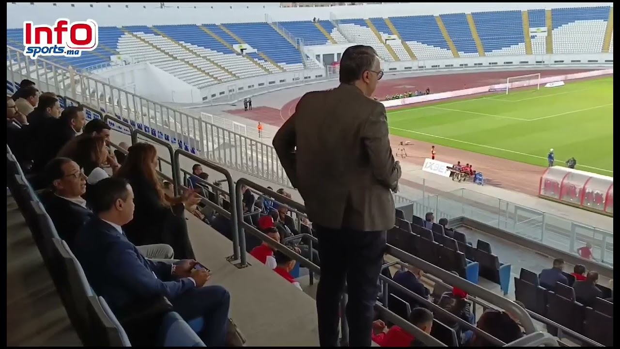 شد وجذب وتوتر كبير بين مكتبي الرجاء والوداد بعد لجوء الحكم للفار