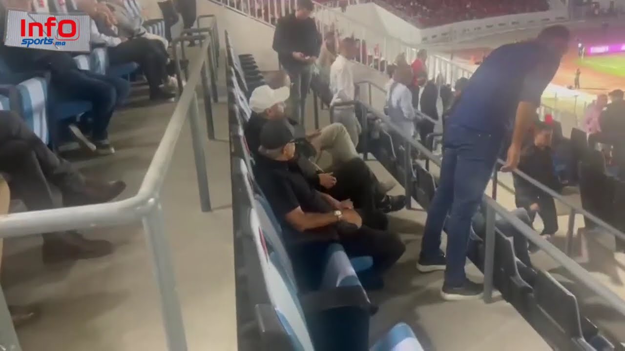 فيديو "رشيد باطما ورشيد الداودي حاضران في مقابلة الوداد الرياضي و شباب المحمدية"