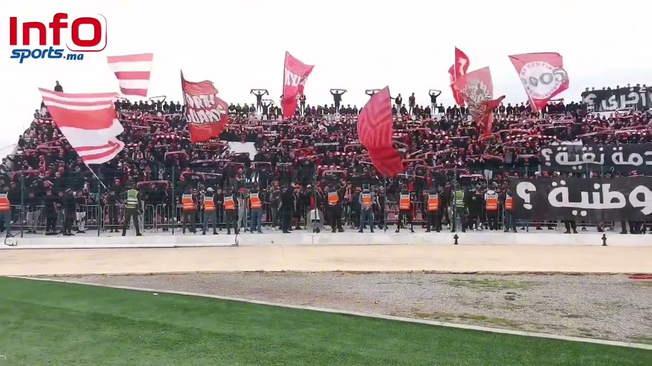 فيديو..شعارات ولافتات قوية من جماهير الوداد ضد العصبة الاحترافية.