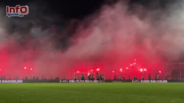 فيديو..جماهير تطوان تشعل المدرجات باحتفالية كبيرة بالشهب والشعارات.