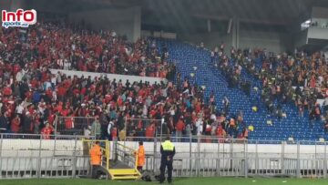 جمهور الترجي يقدف جماهير الوداد بالقنينات بعد تسجيل هدف التقدم