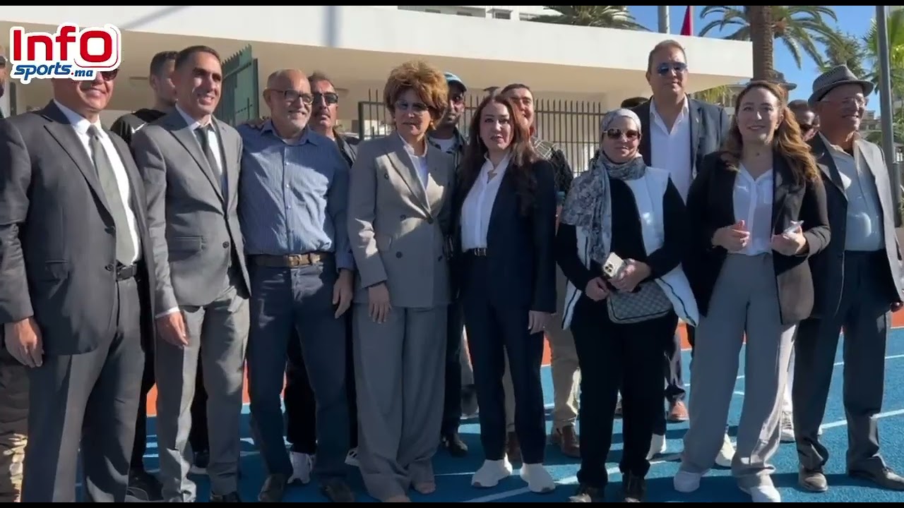 فيديو..لقطة جميلة..البطلة الأولمبية بدوان تزيل حذاءها لتدشين المدمار الجديظ "لكازا بلونكيز".