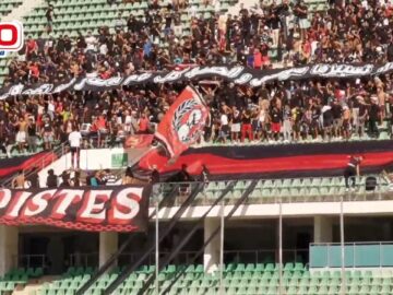 فيديو..جماهير الحسنية تحتج بشدة على المكتب المسير بالمدرجات وتطالب بإقالته