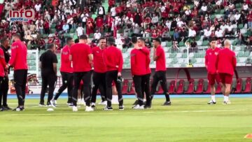 استقبال رائع وتشجيعات قوية من الجماهير الوجدية للمنتخب الوطني