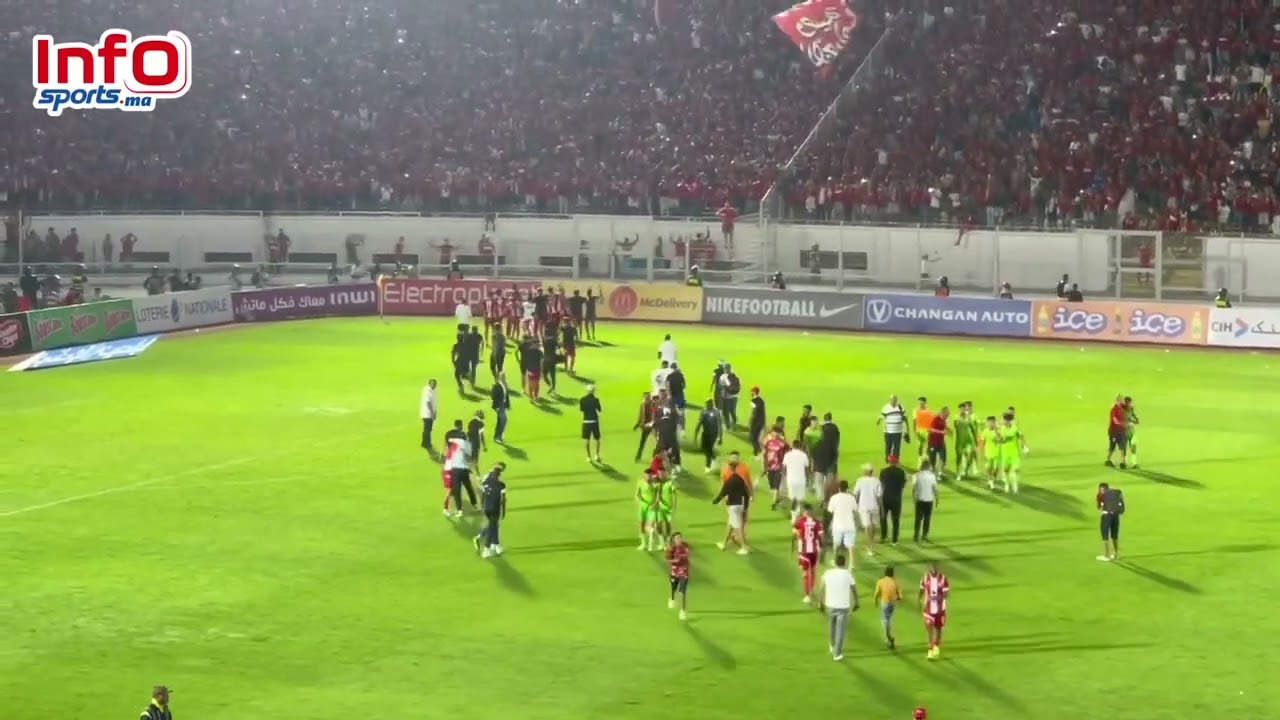 فرحة اللاعبين والجماهير الودادية بالانتصار الأول  في الدوري الاحترافي