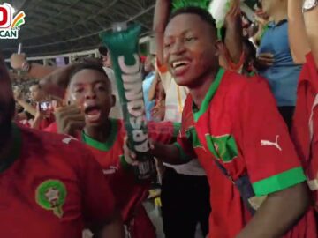 فرحة هستيرية للجماهير المغربية والإيفوارية بعد هدف زياش أمام زامبيا