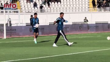 فيديو..الرجاوي وليد الصبار في لقطات فنية رفقة لاعبي الزمامرة استعدادا