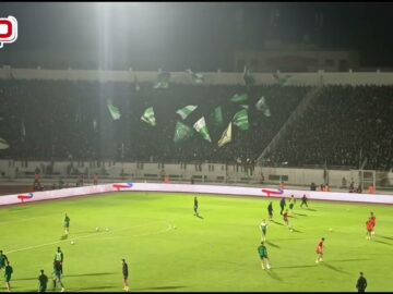 الكورفا سود تشجع بوزوق على أنغام “حنا خاوة ماشي عداوة”