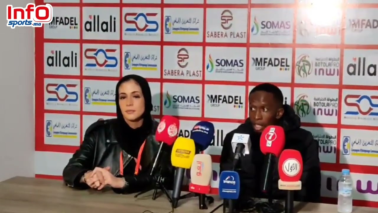 فيديو..مساعد مكوينا: المباراة كانت صعبة لكن اللاعبون قدموا مباراة كبيرة وأهدي الفوز لموكوينا.