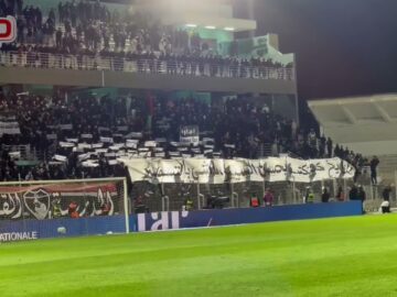 فيديو..”التاريخ يكتب بحسن التسيير ماشي بالتسمسير” رسالة قوية من جماهير