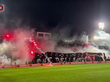 فيديو..كراكاج واحتفالية كبيرة لجماهير الجيش أمام الرجاء.