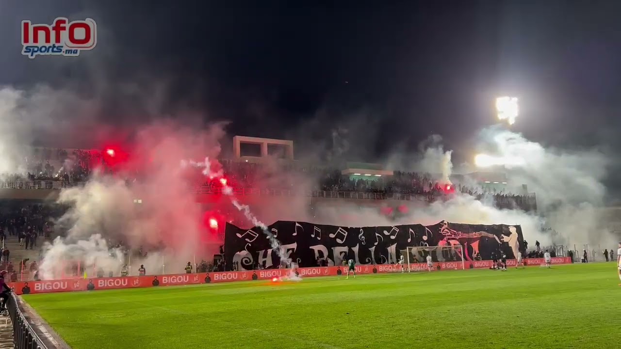 فيديو..كراكاج واحتفالية كبيرة لجماهير الجيش أمام الرجاء.