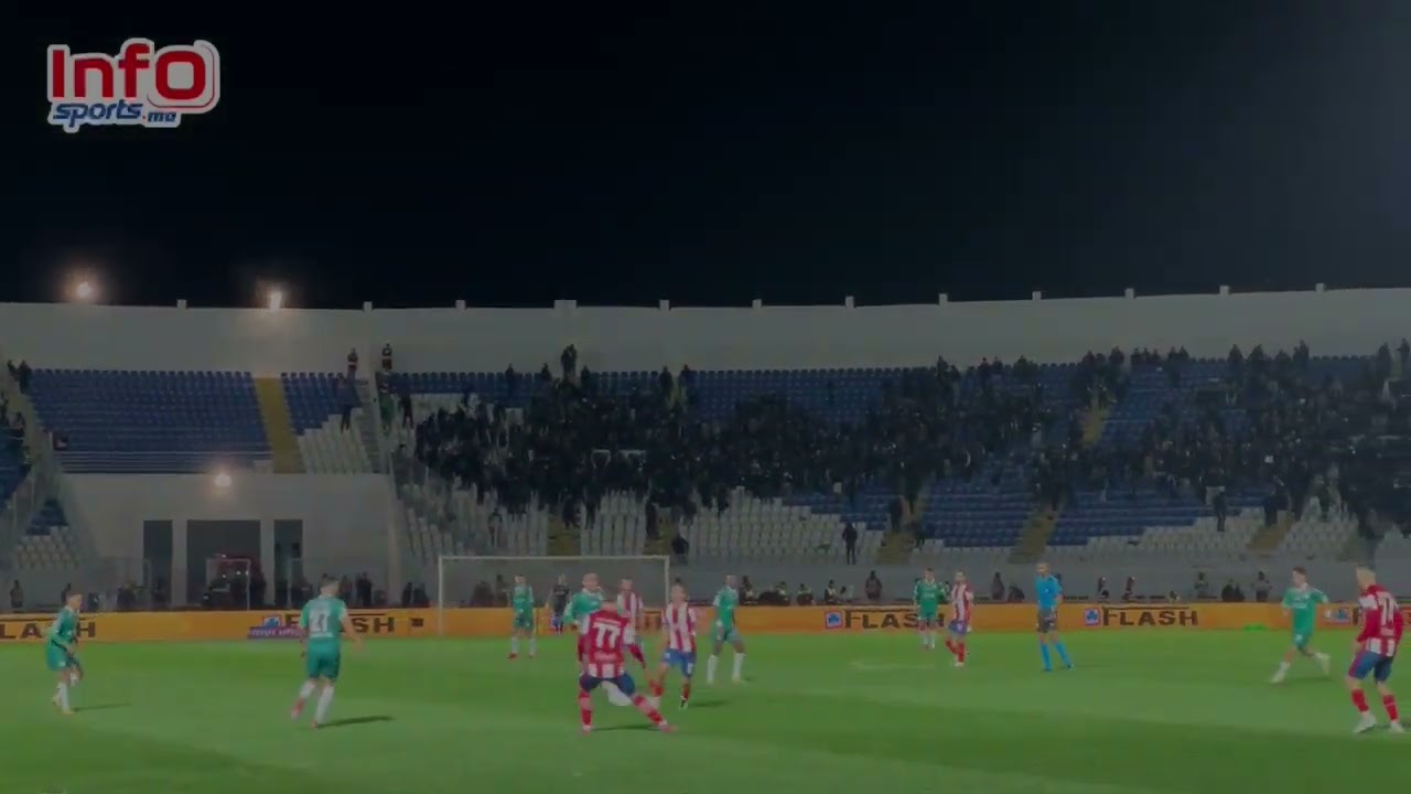 فيديو..جماهير الرجاء تغادر الزاولي في حركة احتجاجية على اعتقال أعضاء من الالترات.