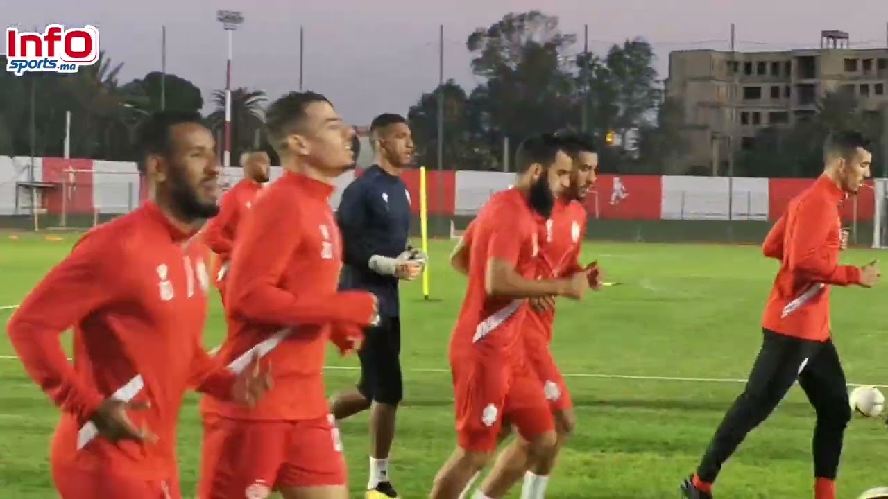 فيديو.. بمعنويات مرتفعة.. لاعبو الوداد يخوضون مرانهم الأخير استعدادا لمواجهة صن داونز