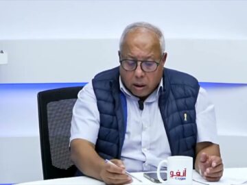 فيديو..فاخر: “فالرجاء كيشتو كلشي المدربين واللاعبين وكون بقا سلامي الفرقة