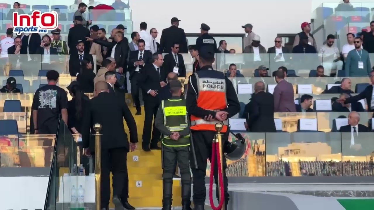 فيديو..وصول امهيدية وباقي المسؤولين إلى دونور وسط فراغ كبير بالمدرجات.
