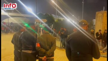 فيديو..شاهدوا كيف تغادر جماهير الجيش دونور وسط حضور أمني كبير.