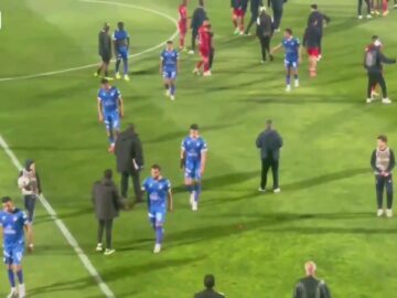 جماهير الوداد تثور في وجه اللاعبين