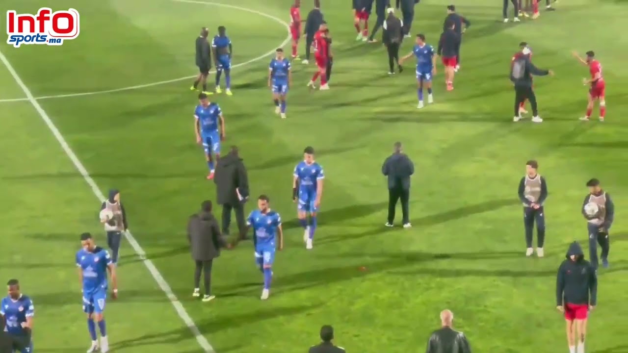 جماهير الوداد تثور في وجه اللاعبين