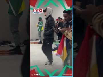 لقطة أكثر من رائعة جماهير المغربية و جماهير جزر القمر