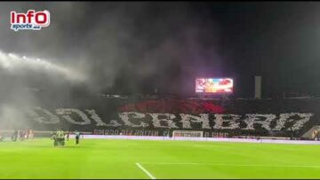 تيفو رائع للوينرز يلهب حماس جماهير الوداد.