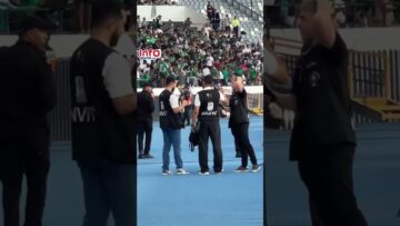 فيديو..يوتوبور من المغرب وفرنسا بقمة الرجاء والجيش بدعوة من العصبة