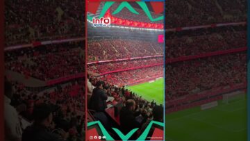 الجماهير المغربية تزلزل ملعب الأمير مولاي عبد الله أثناء عزف