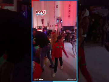 هذه ردة فعل الجماهير في فان زون كاتدرائية الدار البيضاء