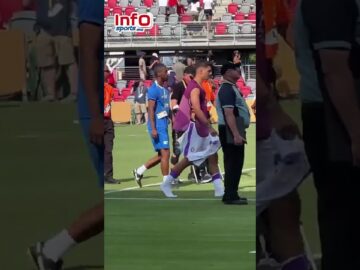 فيديو..بنهاشم يغادر الملعب واستياء كبير على محياه.