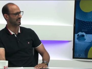 فيديو🎬بلعودي يؤكد حقيقة تفاوض نابي مع كايزرشيفز ويرد على منتقديه.