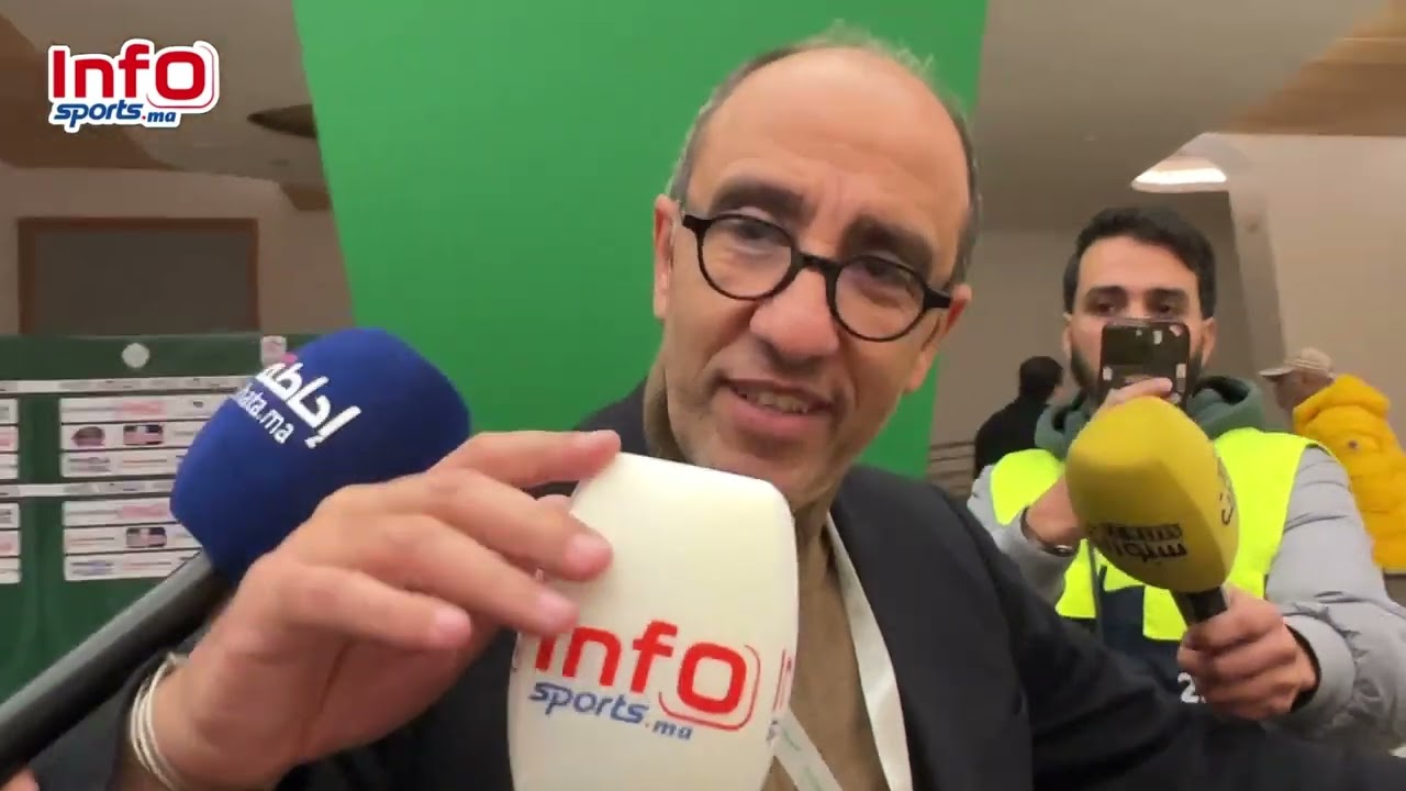 الزيات يرفض التصريح بعد المباراة ويعد بلقاء تواصلي بأكاديمية الرجاء