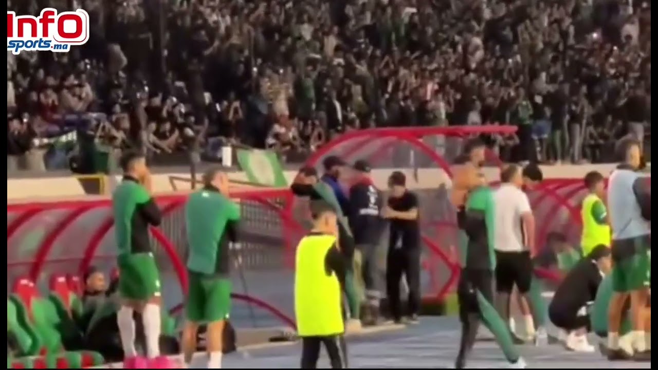 دعوات حامل الكرة قبل تسجيل المعموري لهدف فوز الرجاء ضد الكوكب المراكشي
