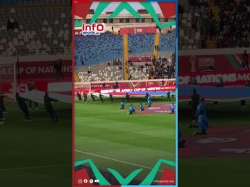 لحضة-ضهور-علمين-المنتخب-الزامبي-و-جزر-القمر-قبل-صافرة.jpg