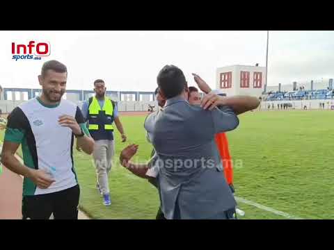 فيديو..فرحة كبيرة لفادلو وعناق حار مع اللاعبين بعد أول فوز.