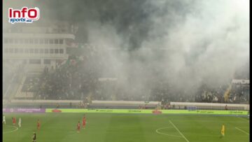 احتفالات الجماهير الرجاوية بهدف رحيمي في مرمى حسنية أكادير