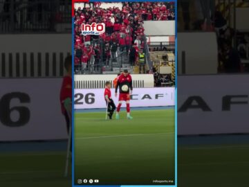 فيديو يدمع العين..الطفل الصغير يسجل هدفا بمساعدة زياش والجماهير تهتز